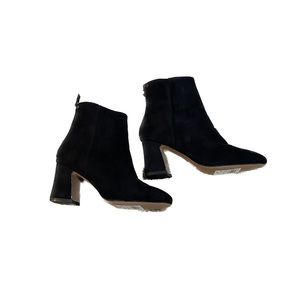 Black heeled ankle boots